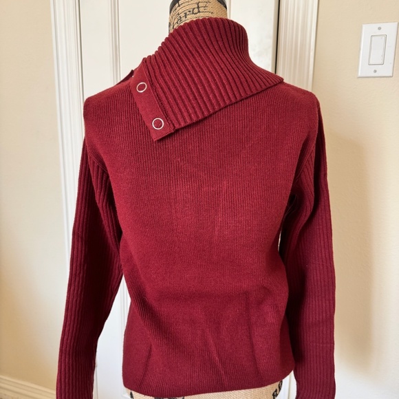 Cabi Pushover Pullover Size XS Burgundy / Red - Picture 5 of 5
